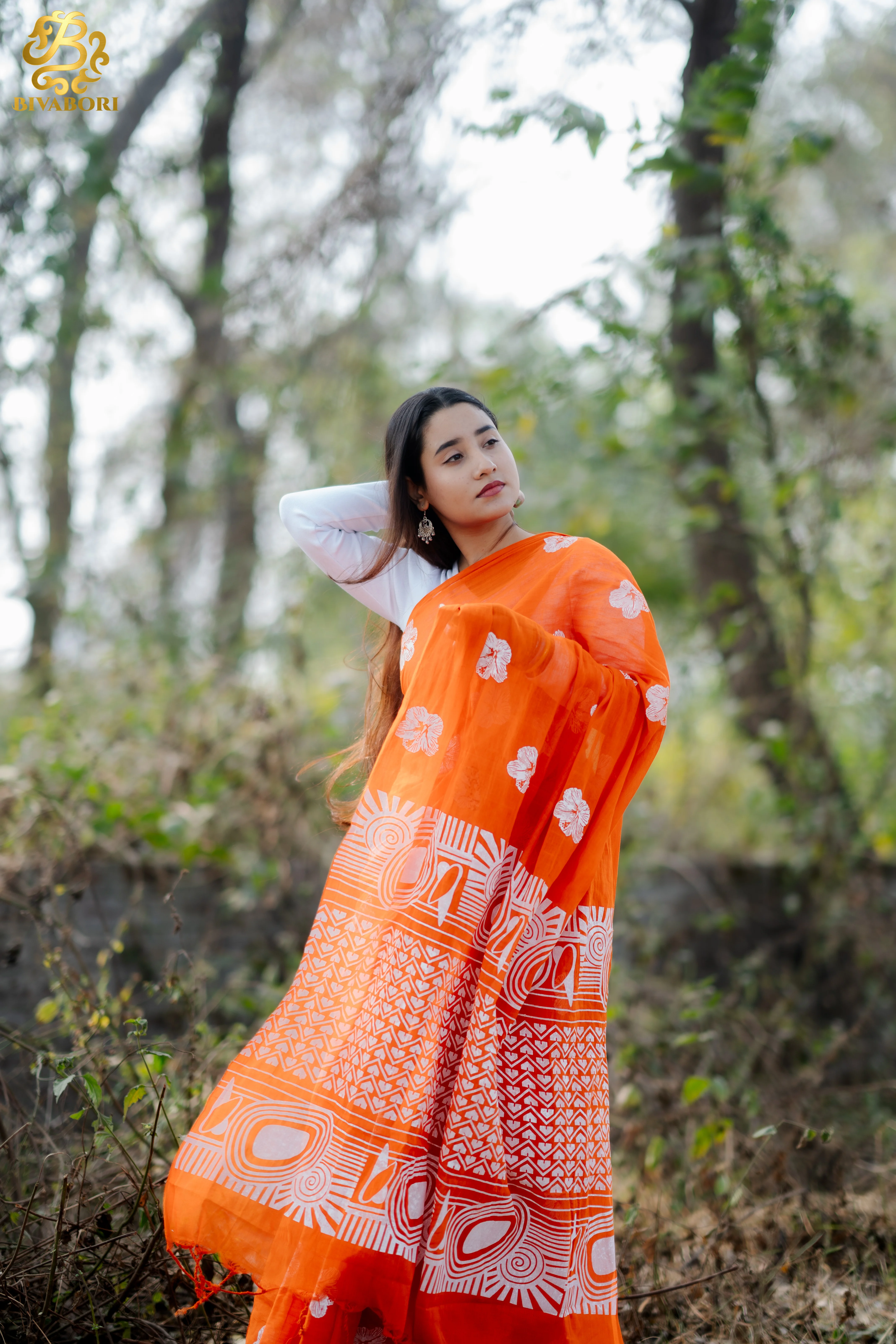 জবা মোটিফ শাড়ি